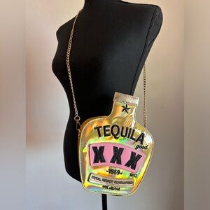 FUN GOLD TEQUILA XXX BOTTLE CROSSBODY CLUTCH HANDBAG PURSE GOLD CHAIN
